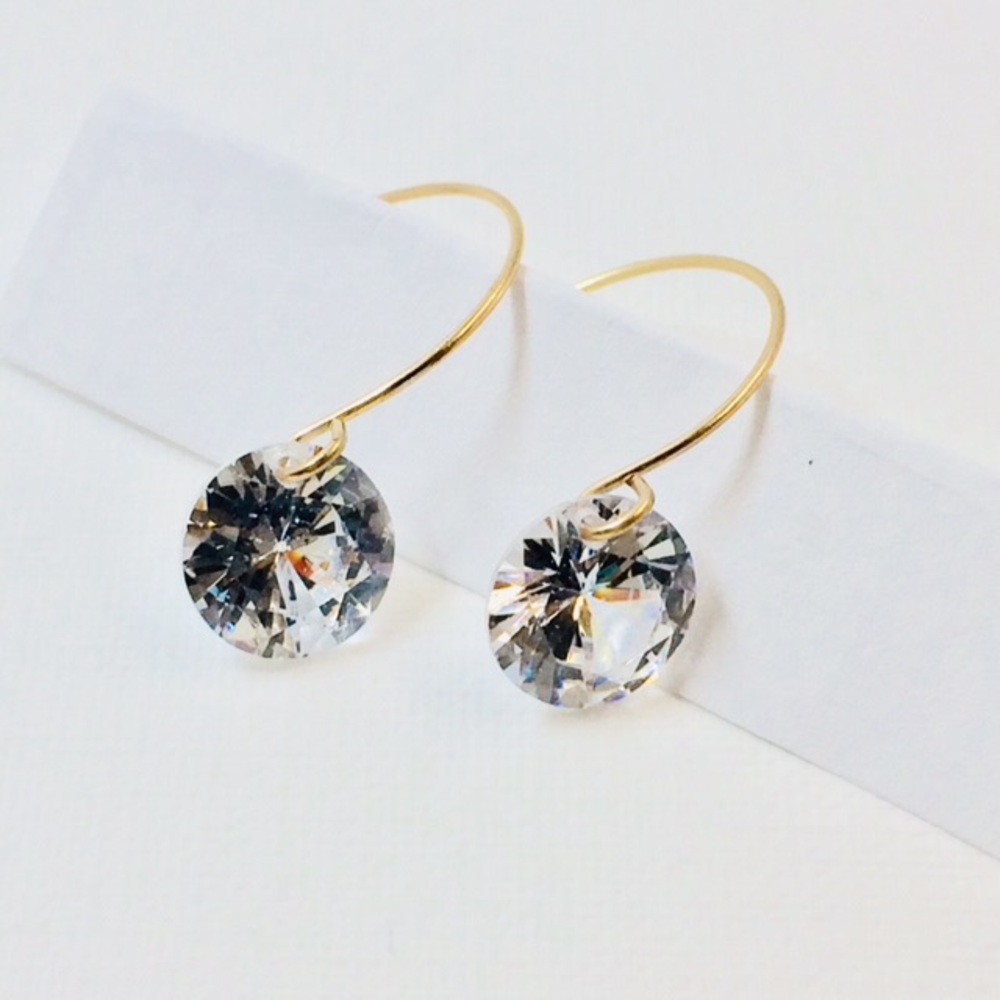 *Earrings A15S